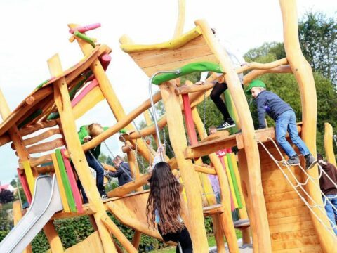 02 fsi wiedereroeffnung spielplatz 2013 e1677162659534