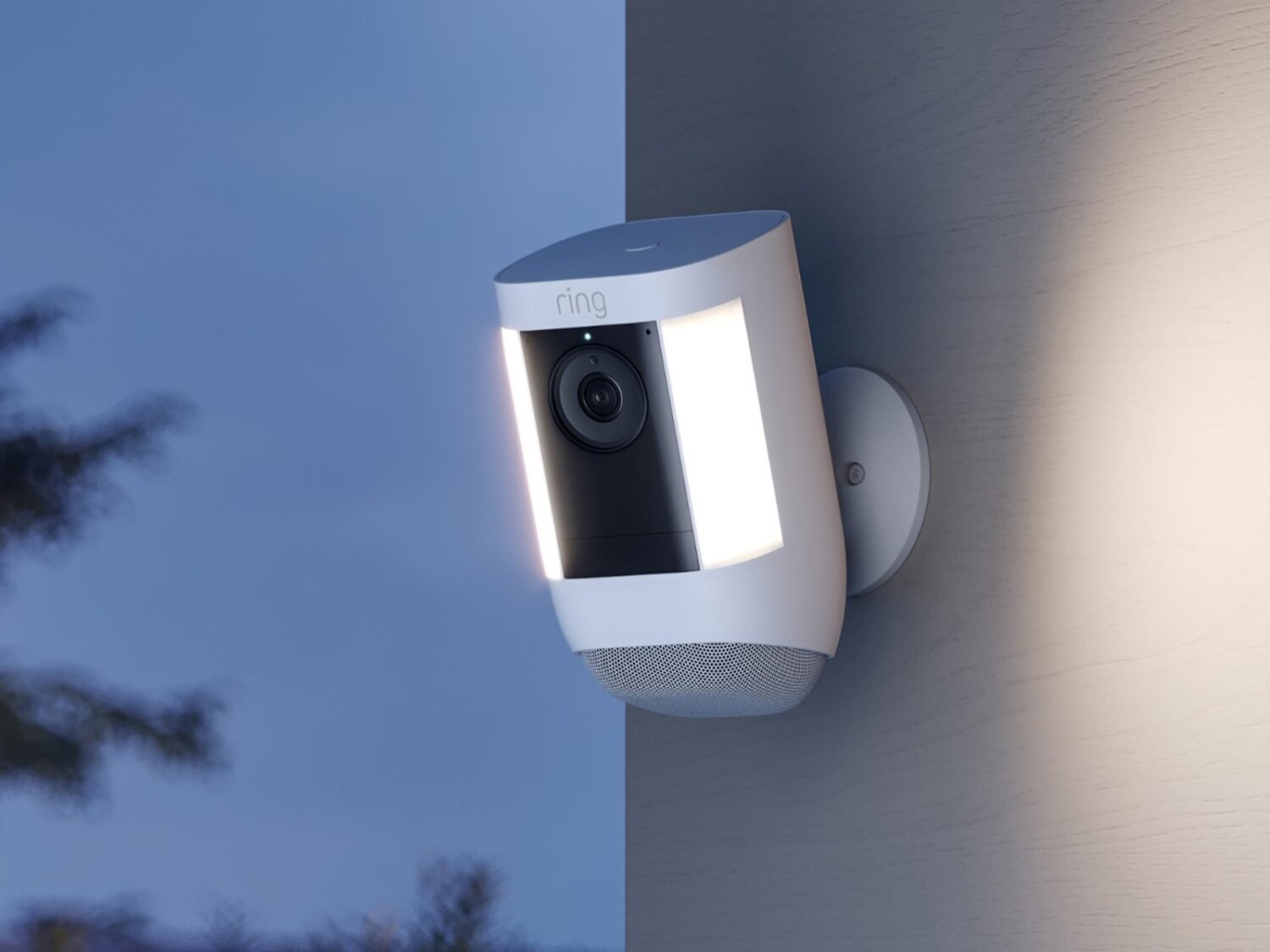 Die Ring Spotlight Kamera Pro für maximale Sicherheit im Außenbereich.