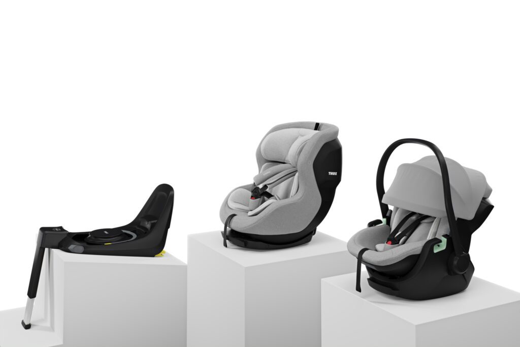 Small Thule Car Seats LineUp ISO LightGrey