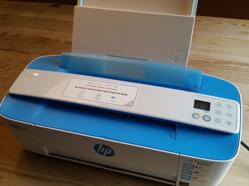 Mini-Drucker im Test: HP DeskJet 3720 - COMPUTER BILD